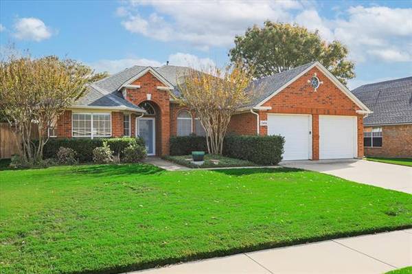 2404 Beech Drive, Euless, TX 76039