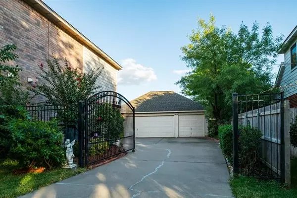 Fort Worth, TX 76132,6709 Fall Meadow Drive