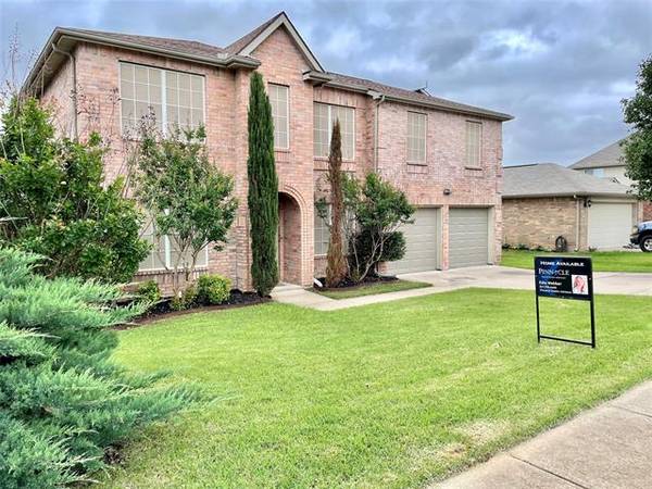 114 Chinos Trail, Justin, TX 76247