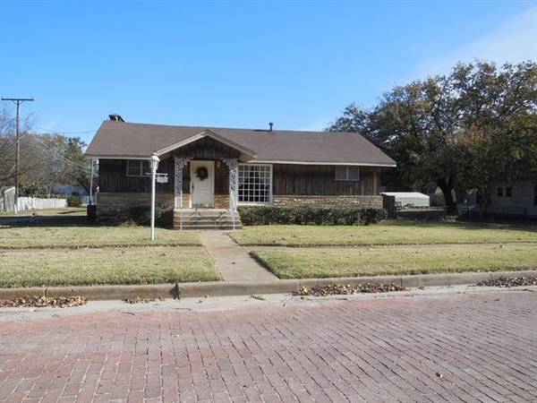 206 N Homer Street, Ranger, TX 76470