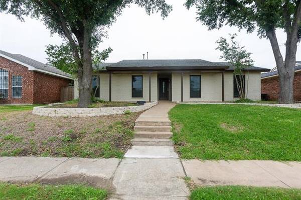 4829 Brandenburg Lane, The Colony, TX 75056