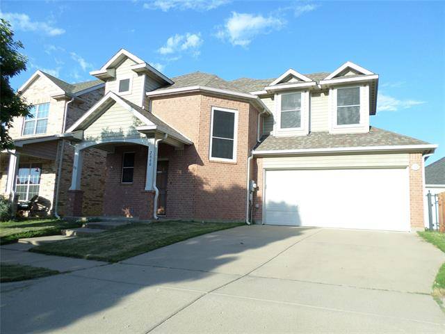 2660 Blackstone Drive, Grand Prairie, TX 75052