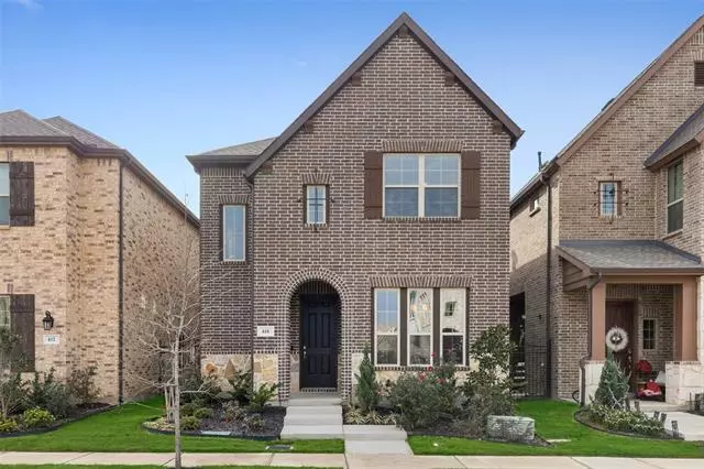 616 Courtyard Lane, Irving, TX 75039