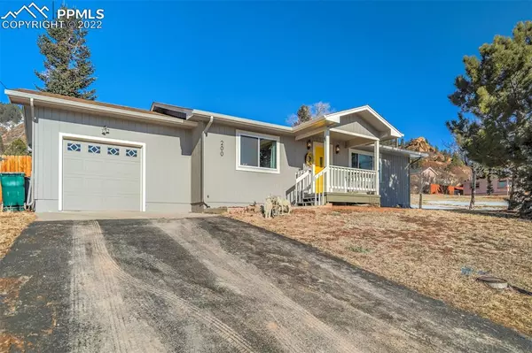 200 Upper Glenway RD, Palmer Lake, CO 80133