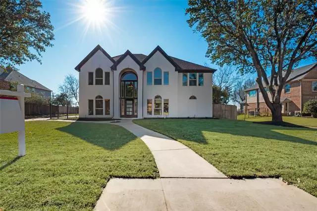 240 Green Oaks Lane, Southlake, TX 76092