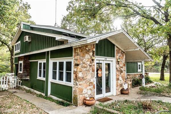 179 Elm Street, Nocona, TX 76255