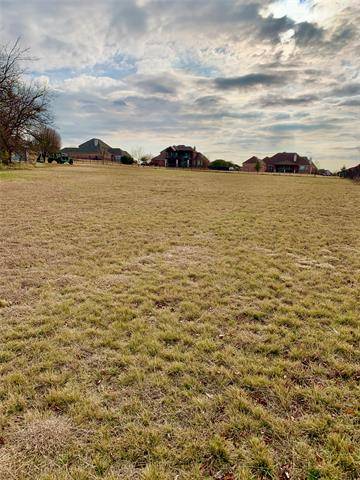 2488 Creekwood Drive, Cedar Hill, TX 75104