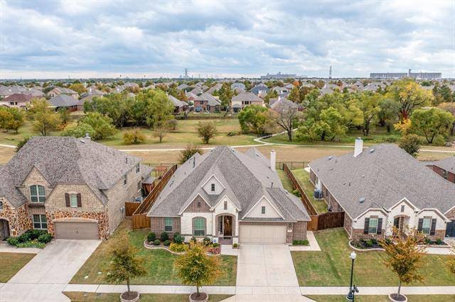 612 Fall Wood Trail, Fort Worth, TX 76131