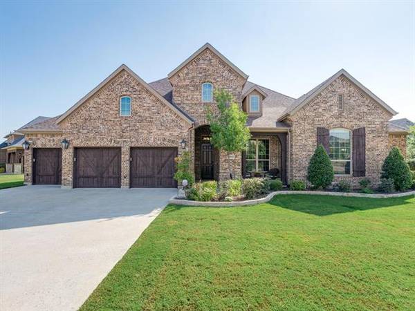 1000 Broadmoor Way, Roanoke, TX 76262