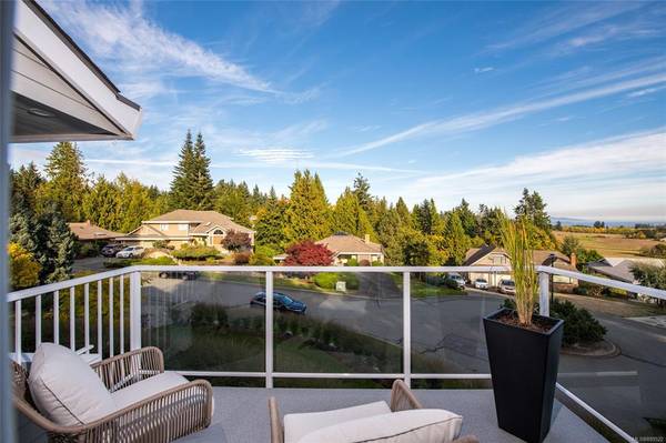 North Saanich, BC V8L 4Y9,8520 Ballenas Pl