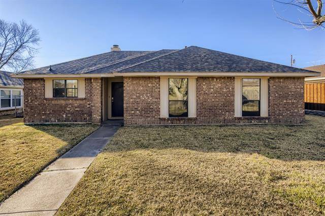 2205 Rockbluff Drive, Rowlett, TX 75088