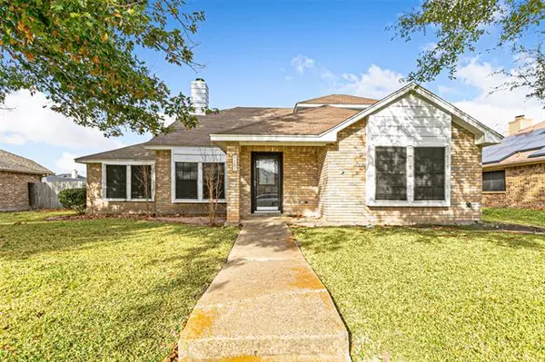 Rowlett, TX 75088,8801 Pine Forest Drive