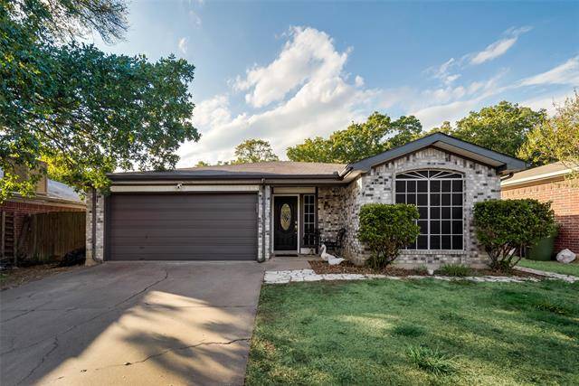 1114 Glen Creek Drive, Mansfield, TX 76063