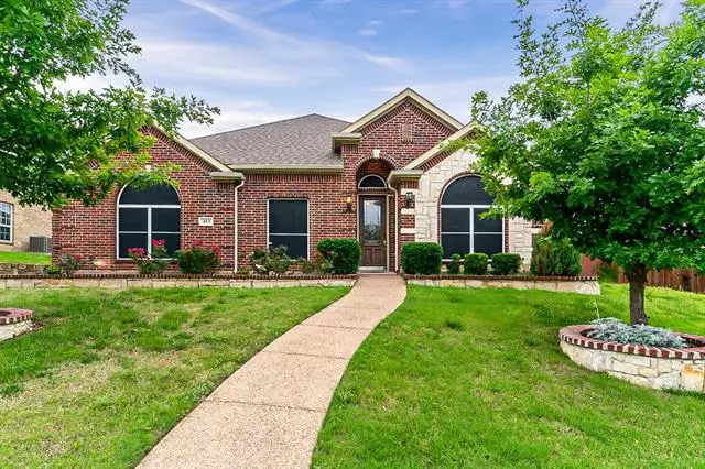 413 Rainier Street, Desoto, TX 75115