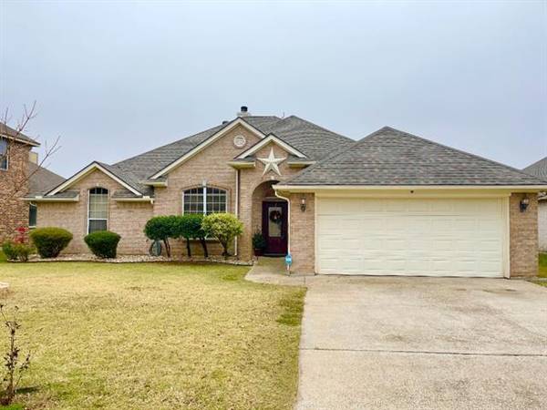 116 Clyde Drive, Aledo, TX 76008