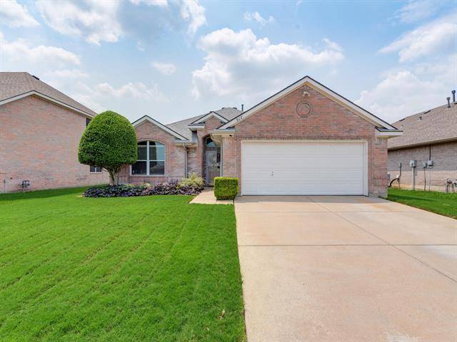 917 Kentucky Derby Lane, Fort Worth, TX 76179