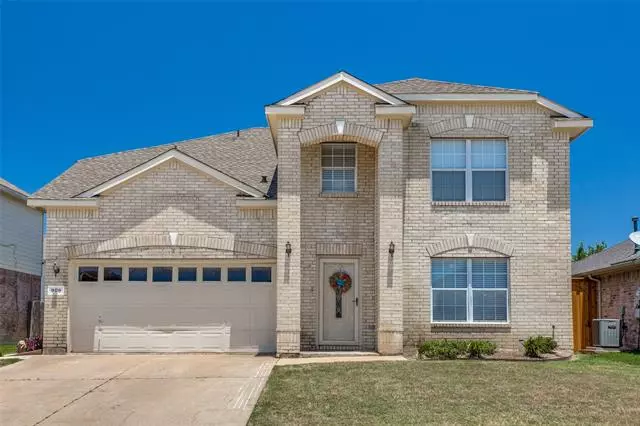 Arlington, TX 76001,909 Gillon Drive