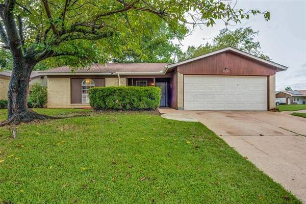 2701 Riverlake Court, Irving, TX 75060