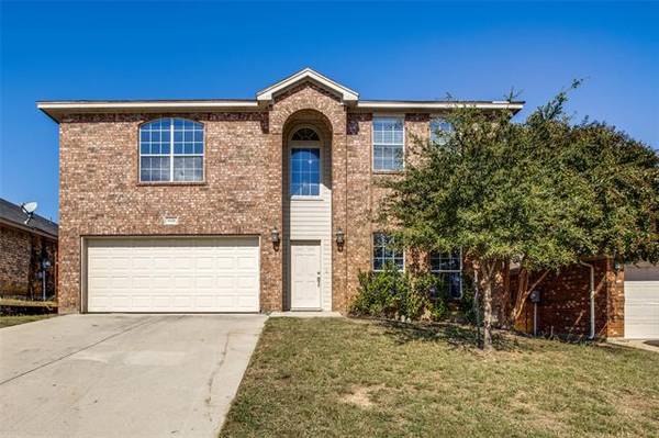 9120 Jason Drive, White Settlement, TX 76108