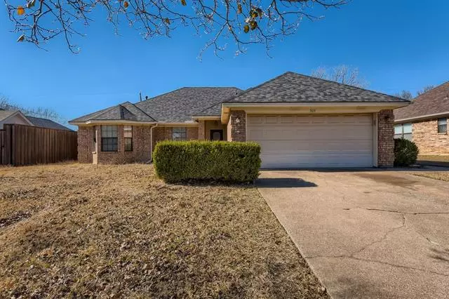 Keller, TX 76248,305 Roy Lane