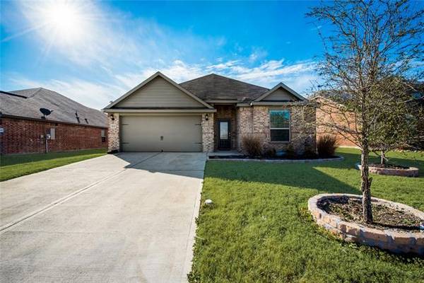 1605 Conley Lane, Crowley, TX 76036