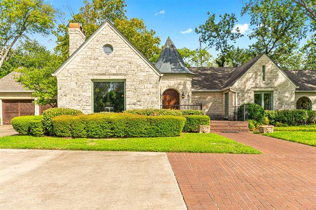 9242 Hathaway Street, Dallas, TX 75220