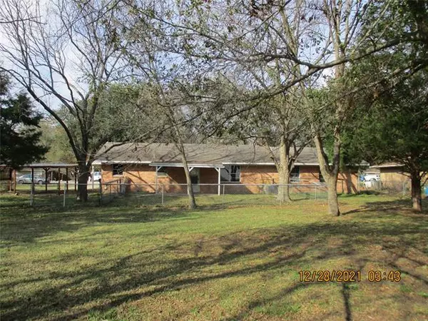 Kerens, TX 75144,604 Carroll Street