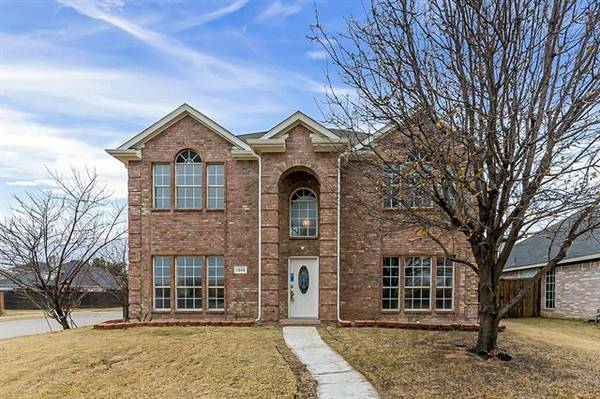 1200 Courtney Lane, Lewisville, TX 75077