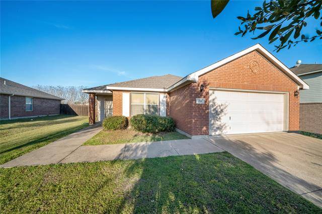 211 Gayleh Lane, Waxahachie, TX 75165