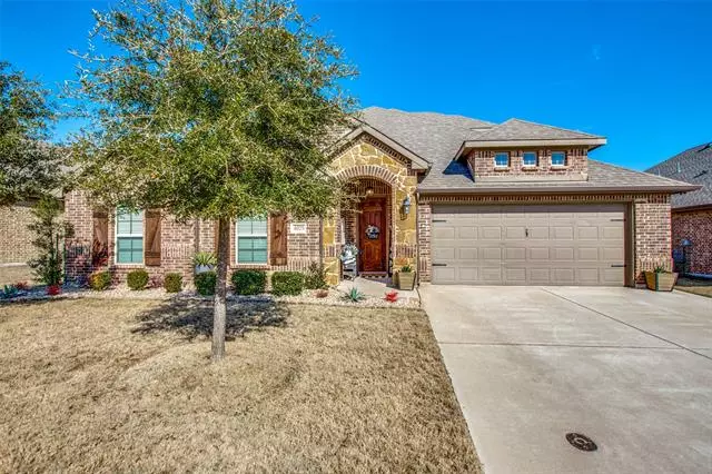 4025 Hyde Park Drive, Midlothian, TX 76065