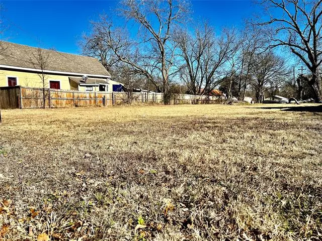 Sherman, TX 75090,1427 S Walnut Street