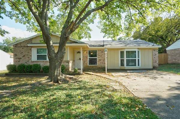 522 Thrush Avenue, Duncanville, TX 75116