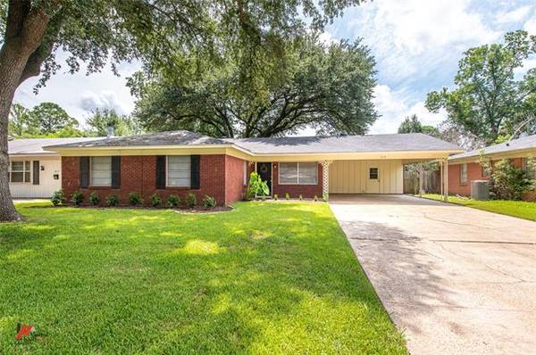 513 Meadowbrook Lane, Shreveport, LA 71105