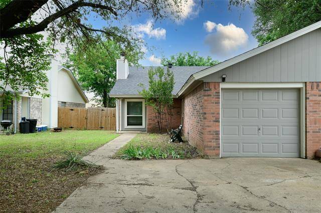 334 Spring Branch Lane, Kennedale, TX 76060