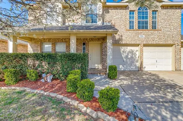 7506 Fossil Garden Drive, Arlington, TX 76002