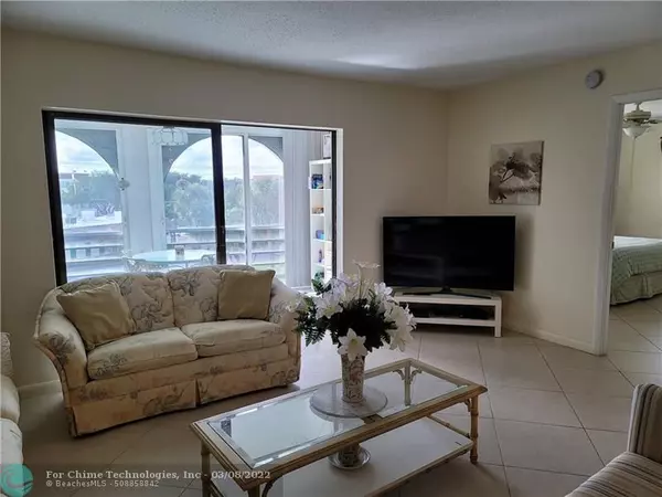 Lauderdale Lakes, FL 33319,4281 NW 41st St  #420