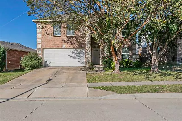 1833 Trego Drive, Fort Worth, TX 76247