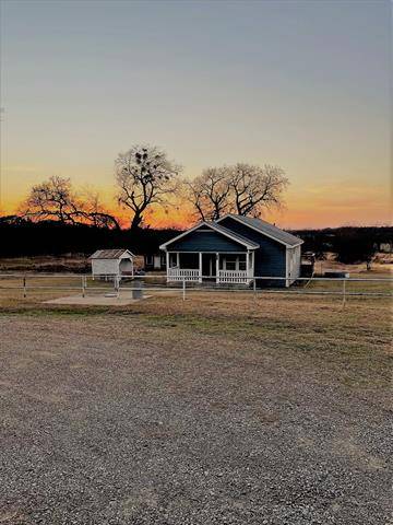 829 Homer Smith Road, Whitewright, TX 75491