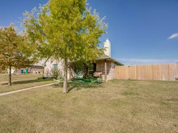 Justin, TX 76247,905 Valley Circle