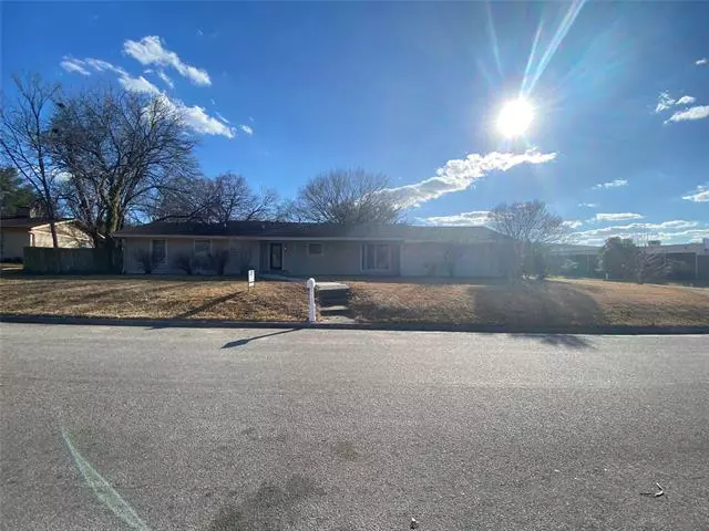 Greenville, TX 75402,5102 Meadowbrook Drive