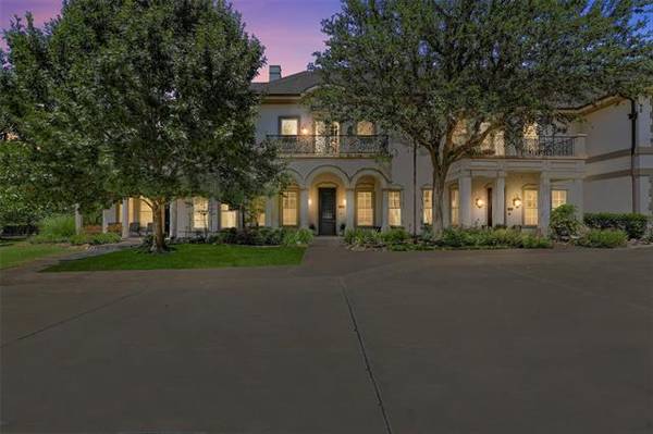 1641 Fountain Pass Drive, Colleyville, TX 76034