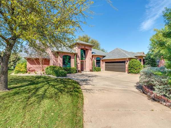 26 Fair Green Drive, Trophy Club, TX 76262