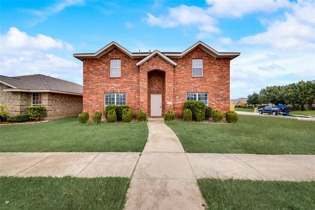 737 Pine Hollow Drive, Desoto, TX 75115