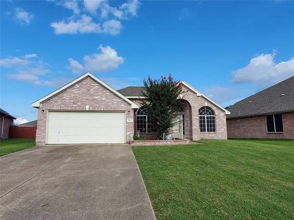 3410 Jasper Drive, Grand Prairie, TX 75052