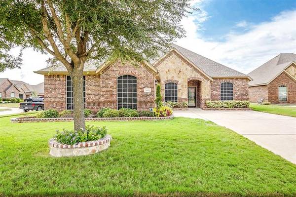 412 Turnstone Court, Desoto, TX 75115