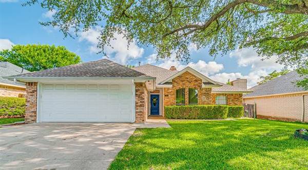 509 Warbler Drive, Desoto, TX 75115