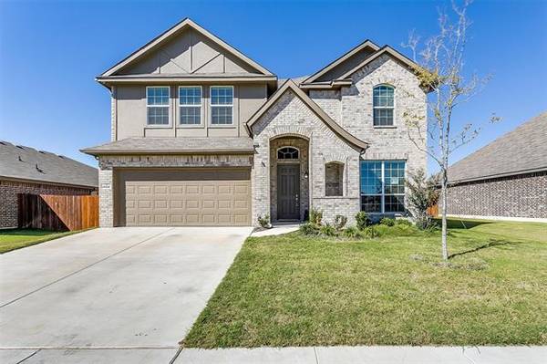 2524 Silver Fox Trail, Weatherford, TX 76087