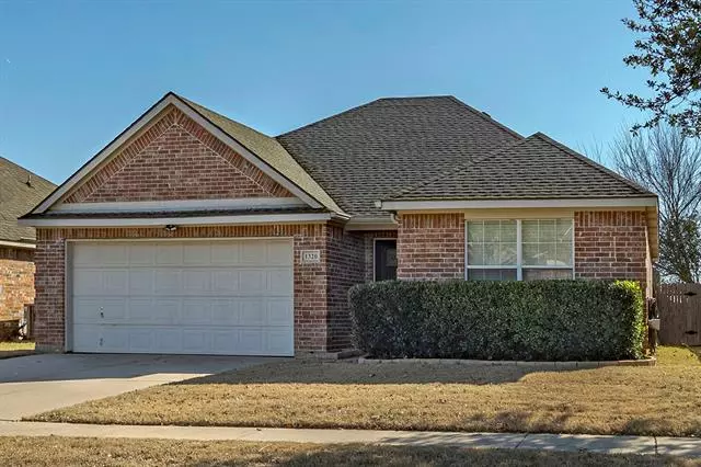 1320 Brownford Drive, Fort Worth, TX 76028