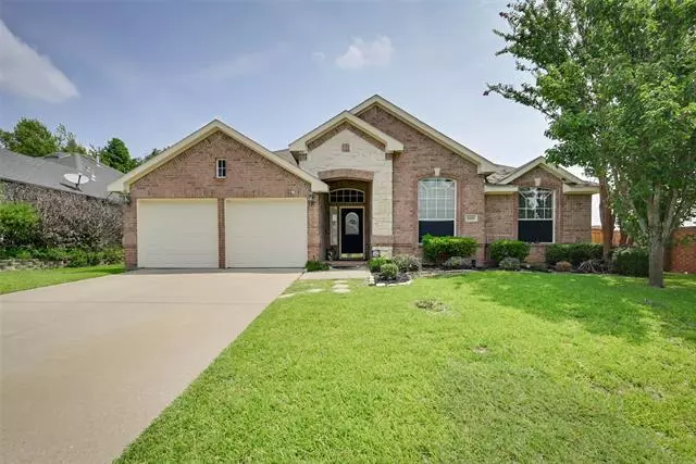 2400 Hillary Trail, Mansfield, TX 76063