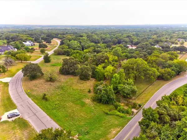 4453 Country Hill Road, Fort Worth, TX 76140